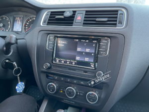 R370 CarPlay AndroidAuto взамен RCD 320 на Volkswagen Jetta MK6